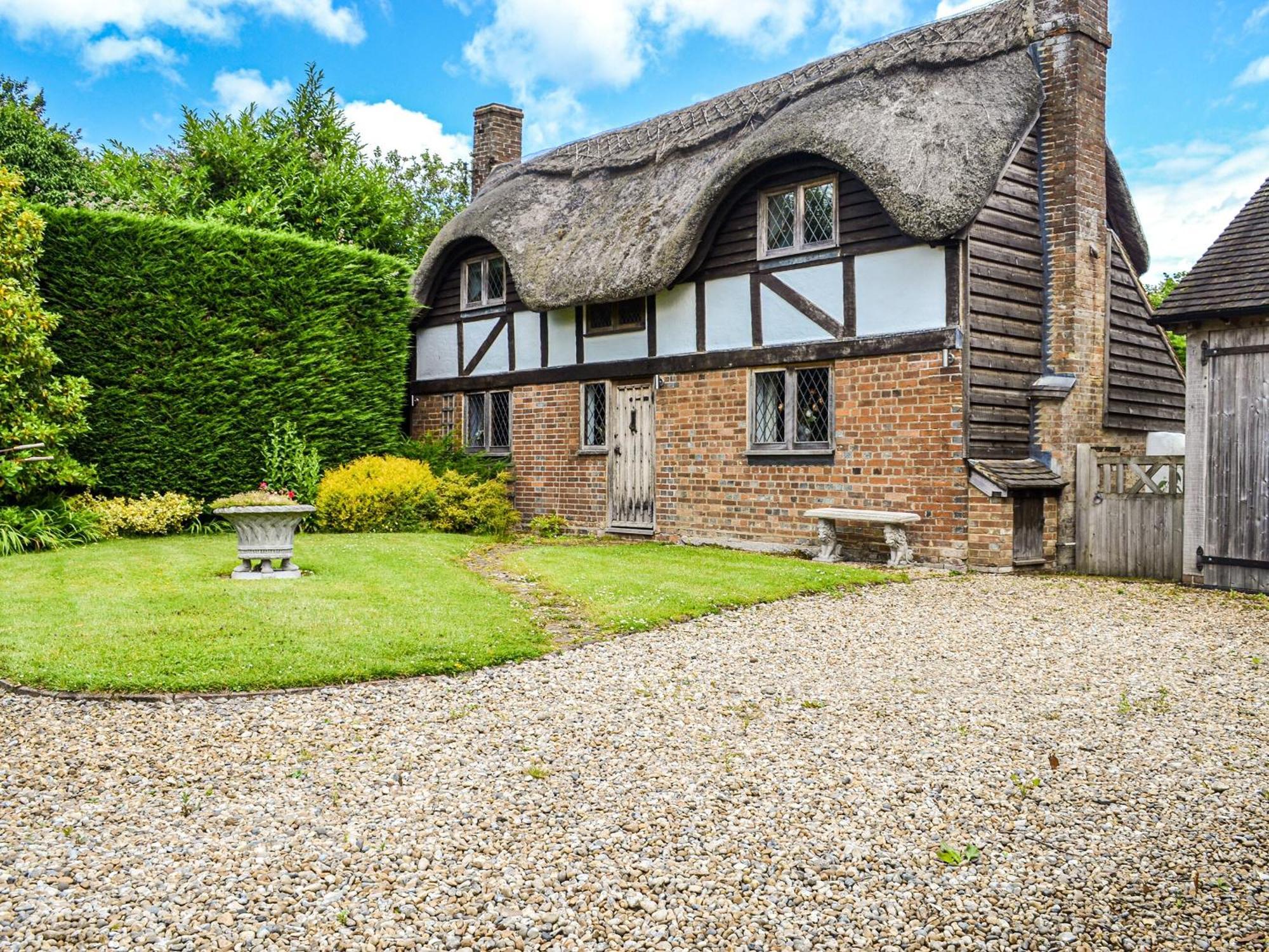 The Old Thatched Cottage Tenterden Exterior photo